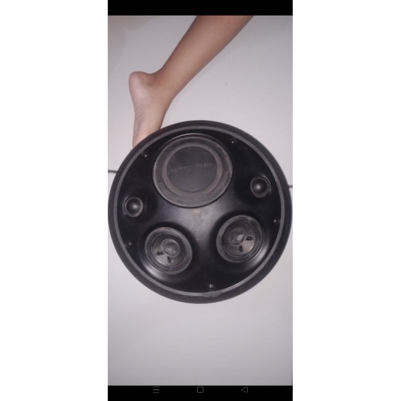 speaker Harman Kardon second