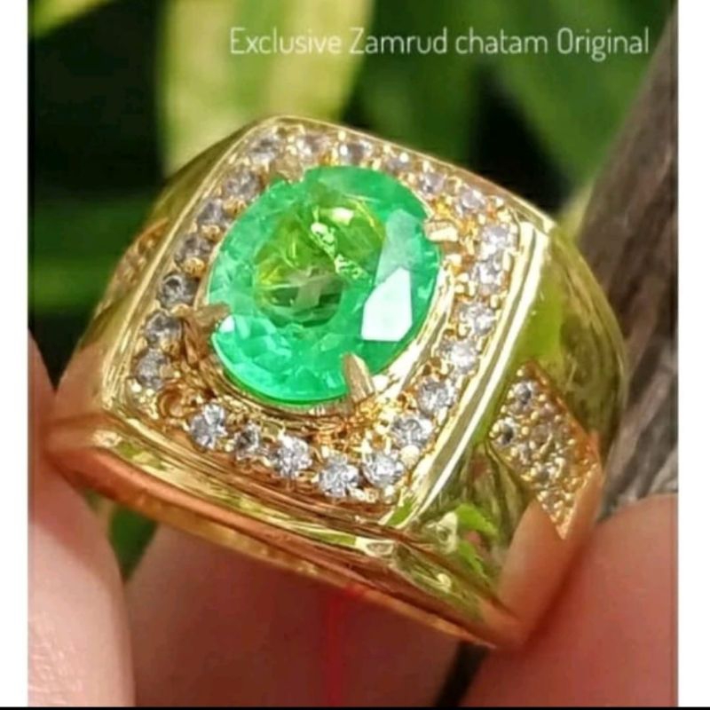 Cincin Zamrud Hijau Mewah dan Elegan Cincin Istimewa