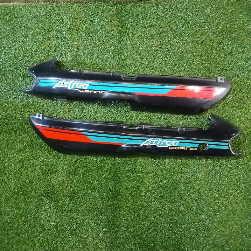 Cover body belakang kanan kiri Honda Astrea grand bulus original copotan motor