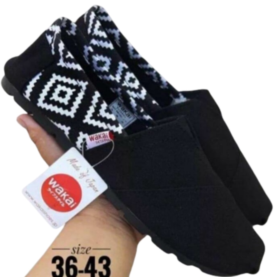 Lagi Tren SEPATU WAKAI HITAM RAJUT  BATIK SEPATU WAKAI PRIA DAN WANITA SIZE 3643