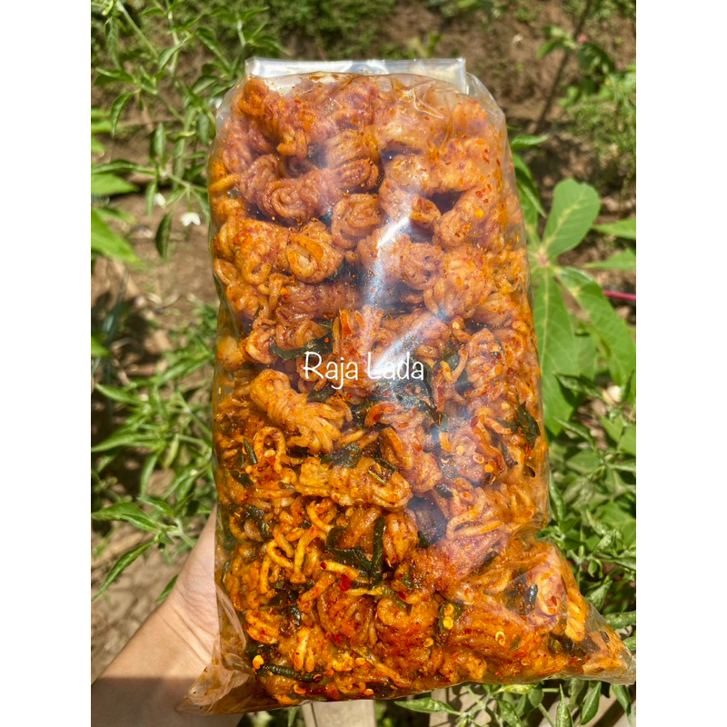 

MIE GULUNG PEDAS DAUN JERUK BUMBU MELIMPAH ISI 500 GRAM