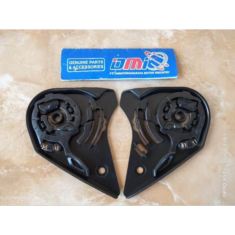 RACHET DUDUKAN KACA HELM NHK . CENTRO ORIGINAL 100%