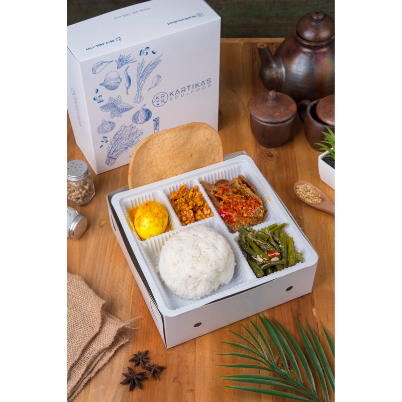 

Nasi Box Dendeng Balado /gulai telur/daging balado uk 20x20