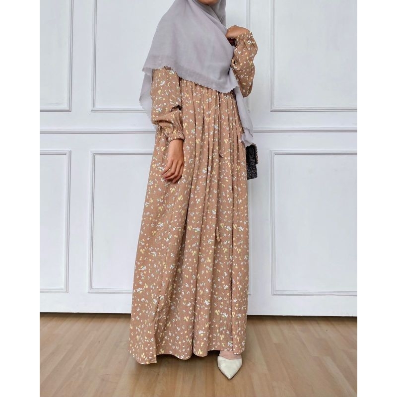 YURI DRESS Latasha Outfit