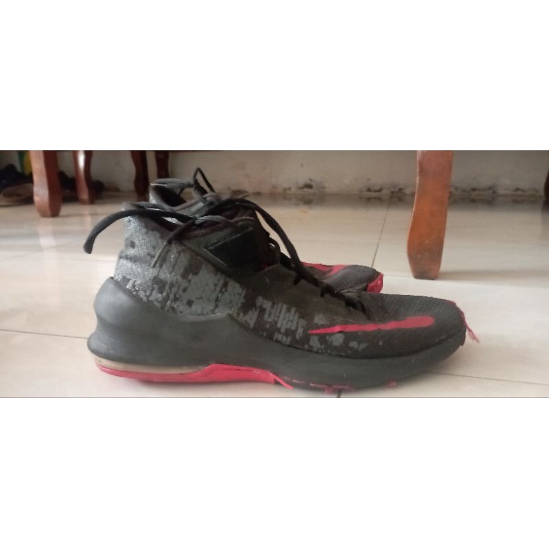 Nike Air Max Infuriate 2 Mid (second)
