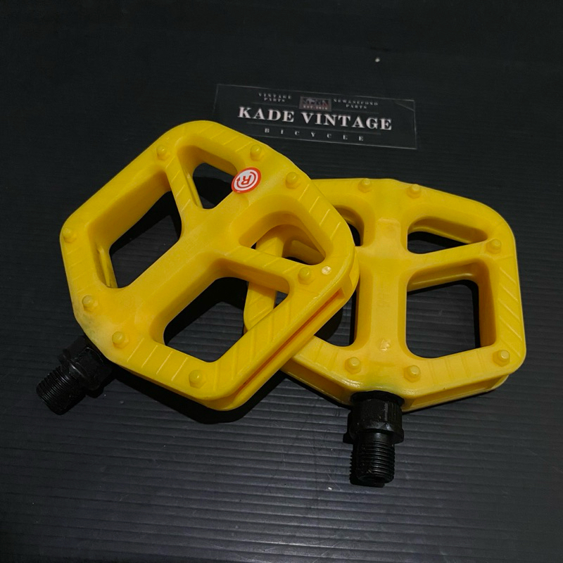Pedal kuning OLD school BMX OSBMX vintage part as kecil plastik PVC