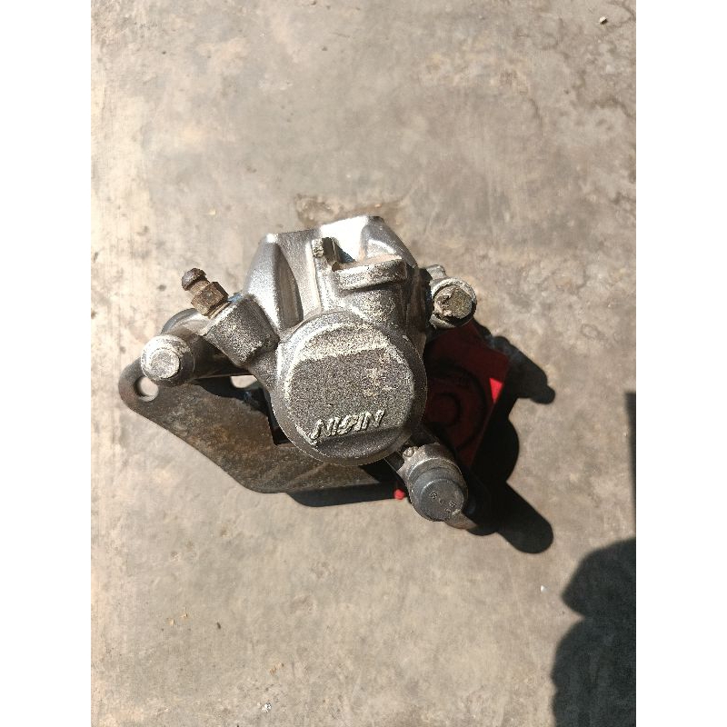 pala kepala babi kaliper rem depan Vario Beat Scoopy ori nissin