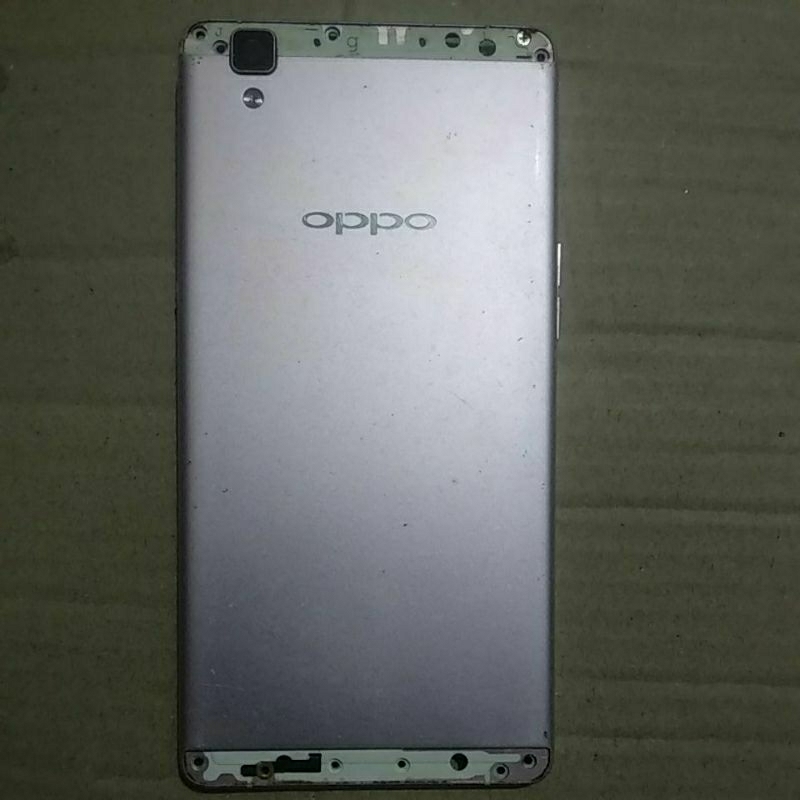 Backdoor bekas Oppo R7s tombol lengkap, kurang tutup atas bawah