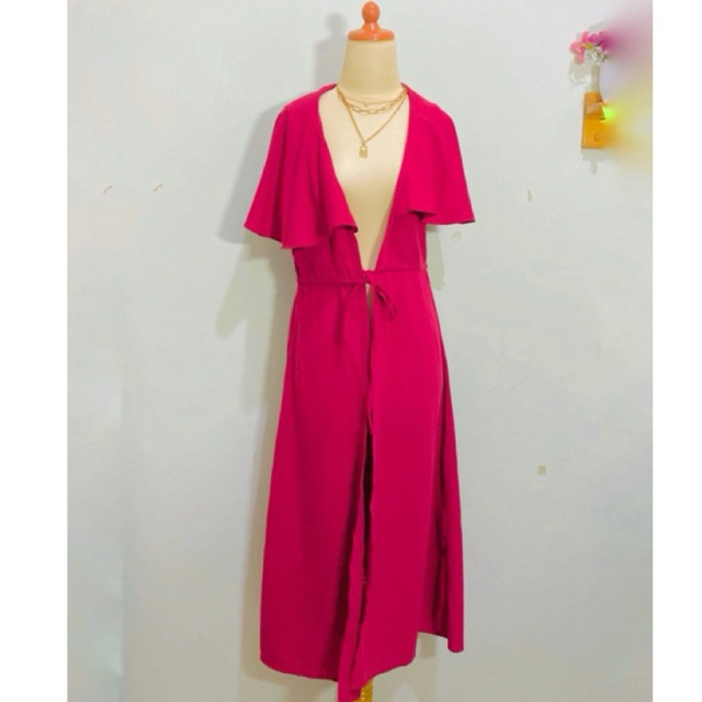 Dress long outer luaran gamis model jubah cardigan bahan flowly premium mewah asimetris warna merah 