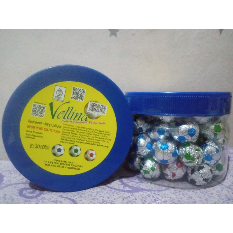 

vellina coklat compound bentuk bola ± 60 pcs