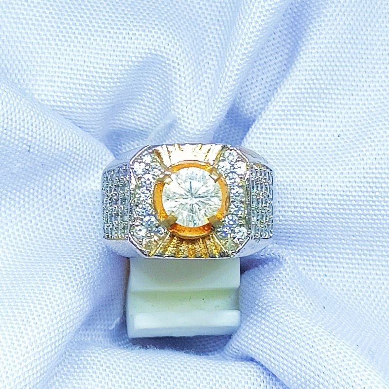 Cincin White Moissanite + GRA Serti