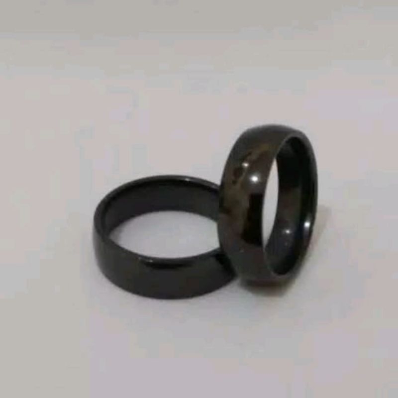 Cincin Titanium Couple Polos Sedang Hitam Terlaris Termurah