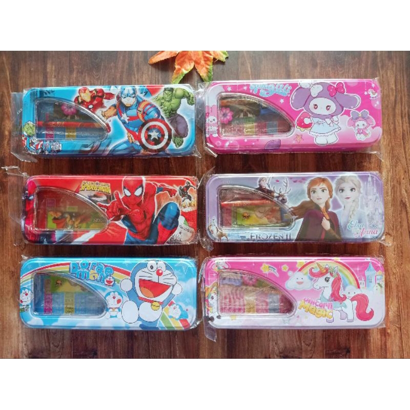 

tempat pensil kotak pensil kaleng 1 set tepak pencil set karacter lucu/set alat tulis/kado ulang tahun