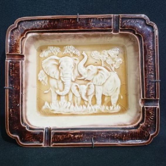 Vintage Elephant family Ashtray 1970