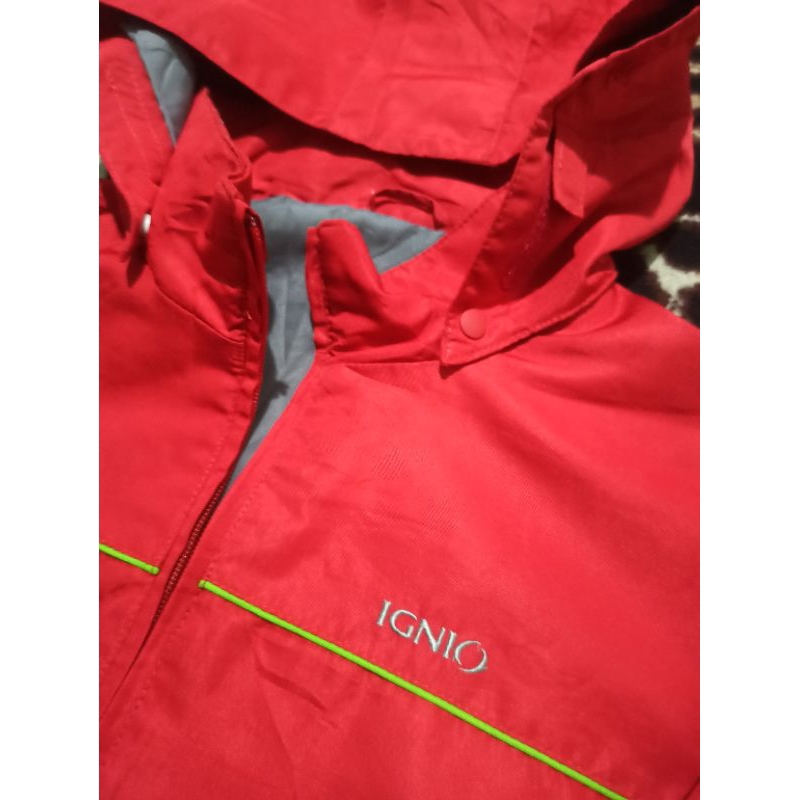 Jaket Ignio Outdoor