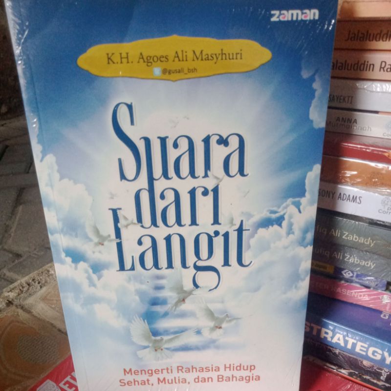 SUARA DARI LANGIT K.H.AGOES ALI MASYHURI