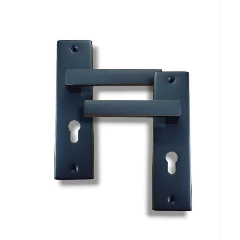 Kunci Pintu Rumah Tanggung Sedang Bellucci Baston Hitam