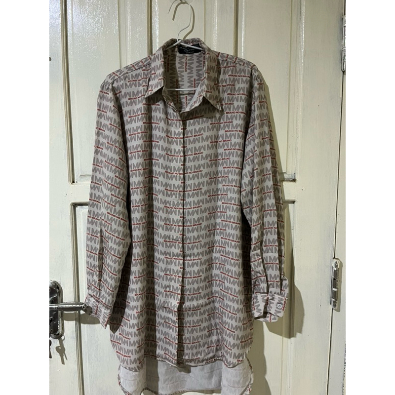 Icon monogram top brand no brand preloved BNB