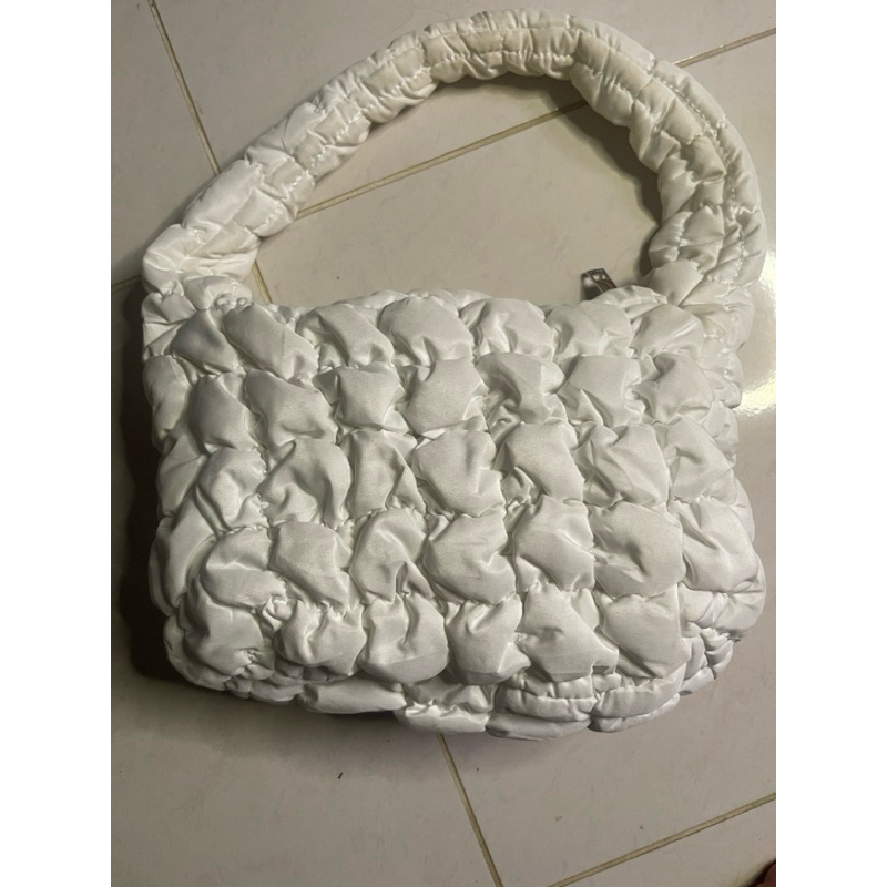 Banila Co Preloved Quilted Bag