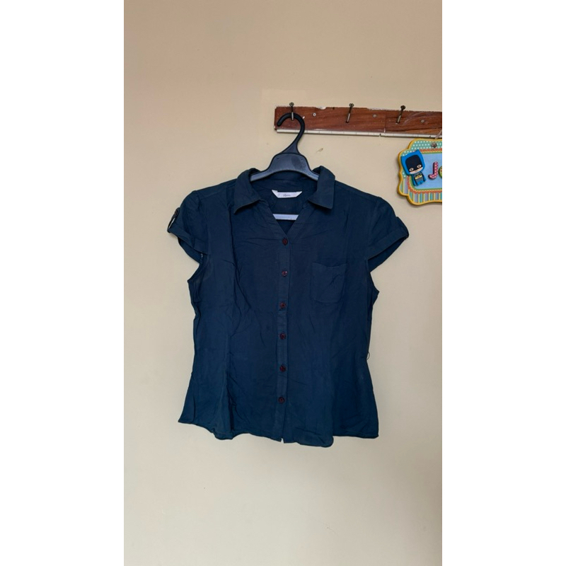 Atasan Pendek Hijau Botol