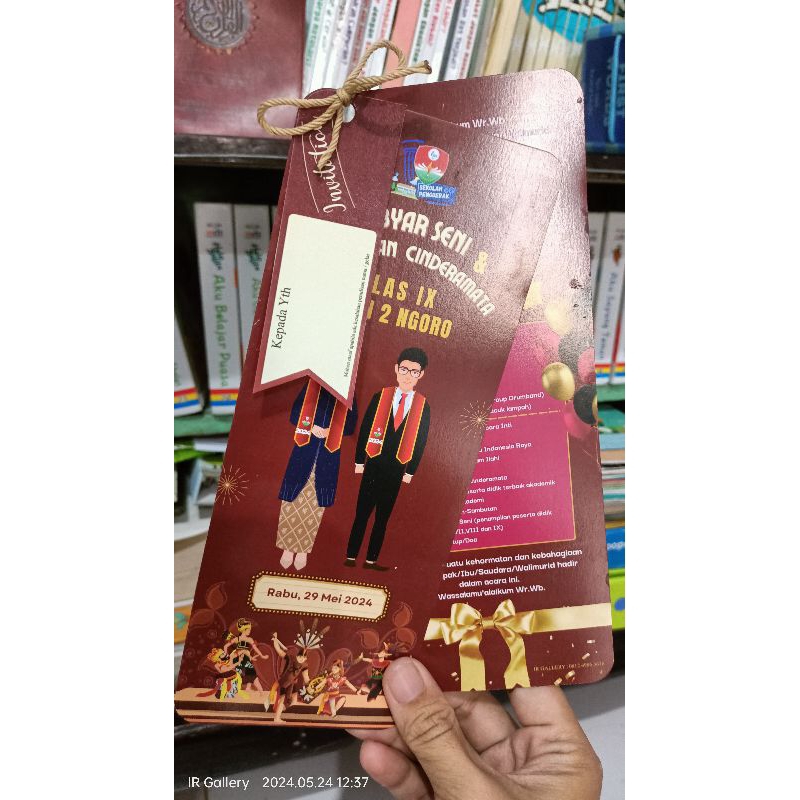Undangan Wisuda Custom