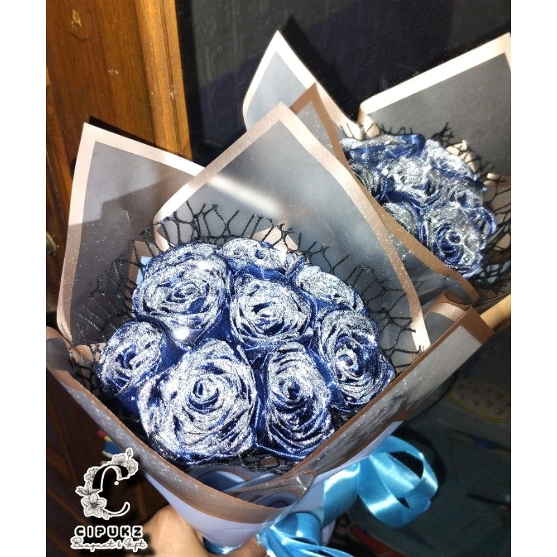 

Buket Pita Satin Gliter