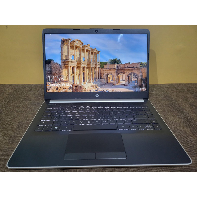 laptop hp 14s