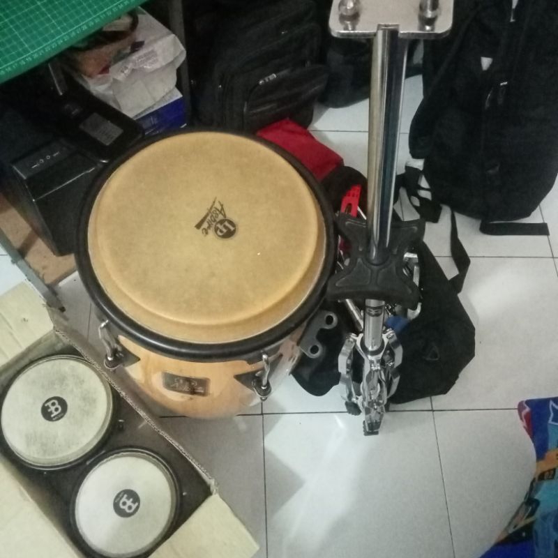 satu set alat perkusi
