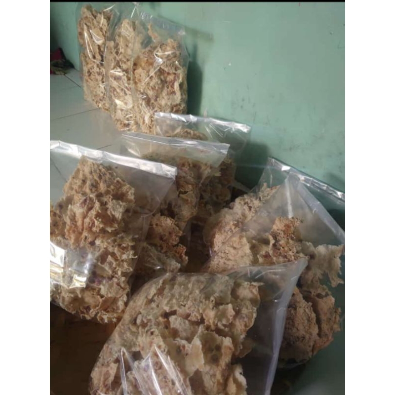 

Peyek Kacang Spesial full kriukk (500gram)