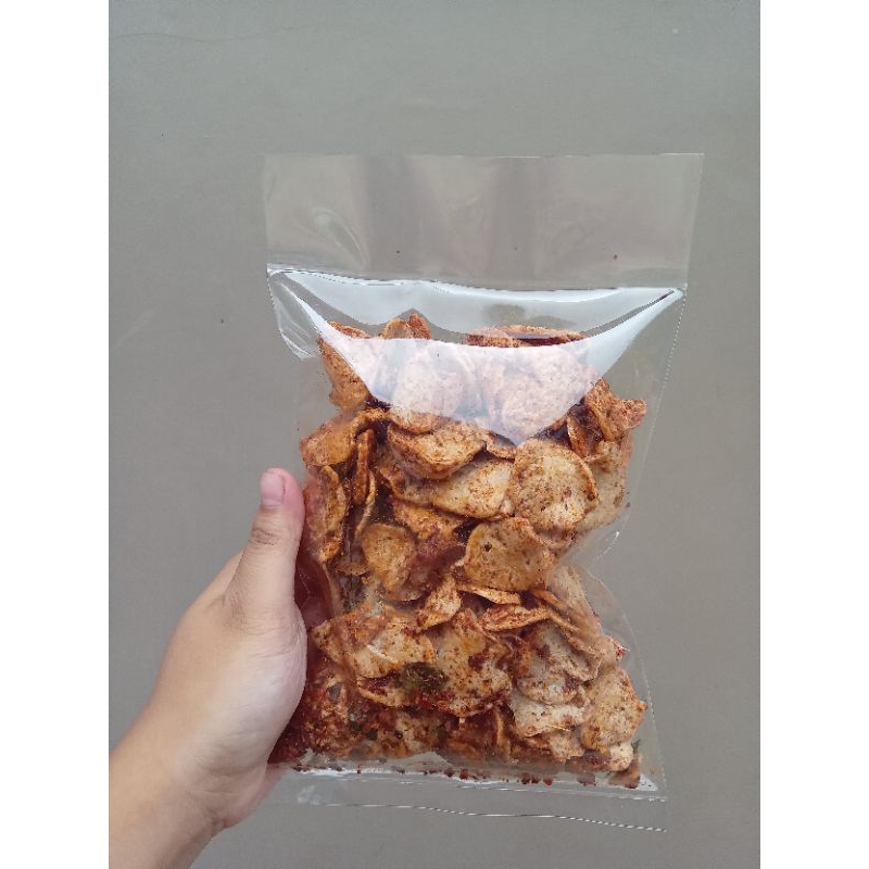 

BASRENG DAUN JERUK PEDAS SEPEREMPAT BASRENG IKAN PEDAS ASIN 250GR