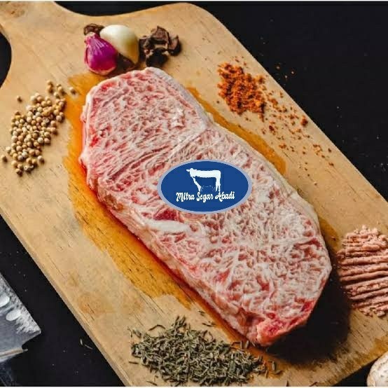 

Wagyu Sirloin Meltique Hokube Steak 200gr - Premium Steak