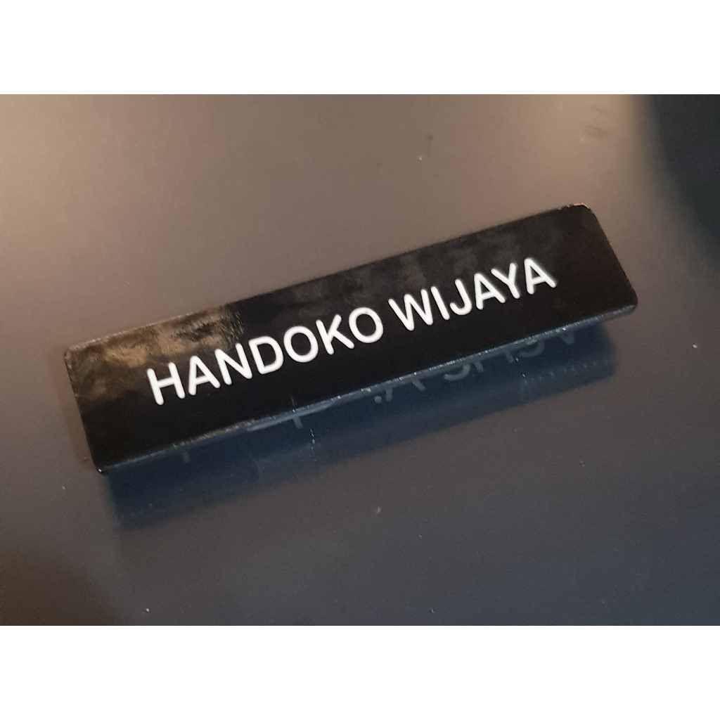

Nametag pelajar mahasiswa Nama dada Identitas Magnet Peniti Pembuatan Murah Cepat 1 hari selesai