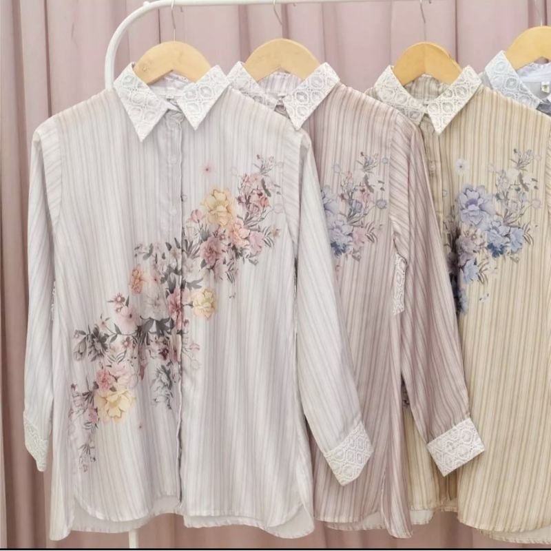 DANDELION DELAROSA  SIGNATURE RAYA  BLOUSE VANILLA HIJAB