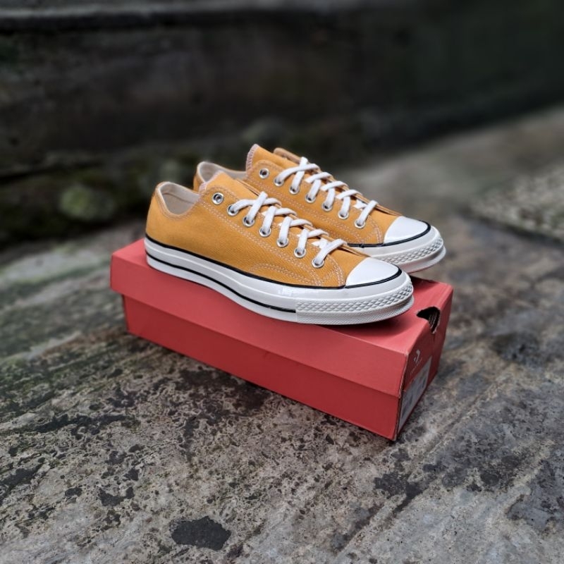 Converse Chuck 70 OX Sunflower 162063C | sepatu/sneaker kasual Original