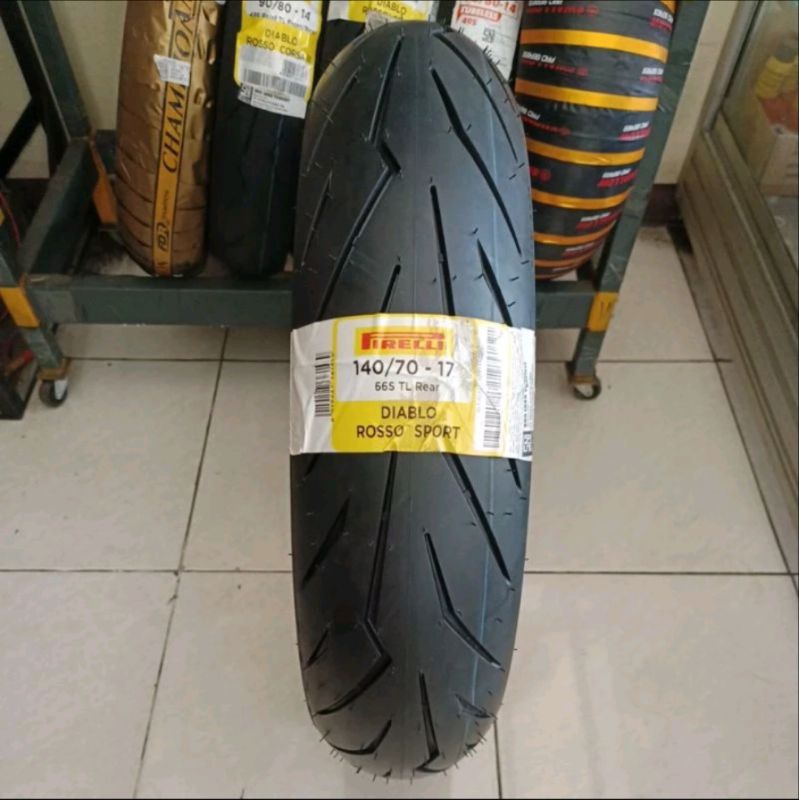 Pirelli Diablo Rosso Sport 140/70 ring 17 Tubeless