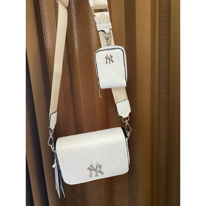 MLB New York Yankees Monogram Hoodie Bag White