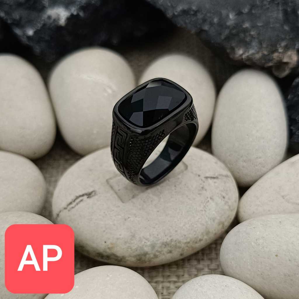 CINCIN TITANIUM BATU ONIK HITAM/MERAH MODEL KOTAK PRIA TERLARIS