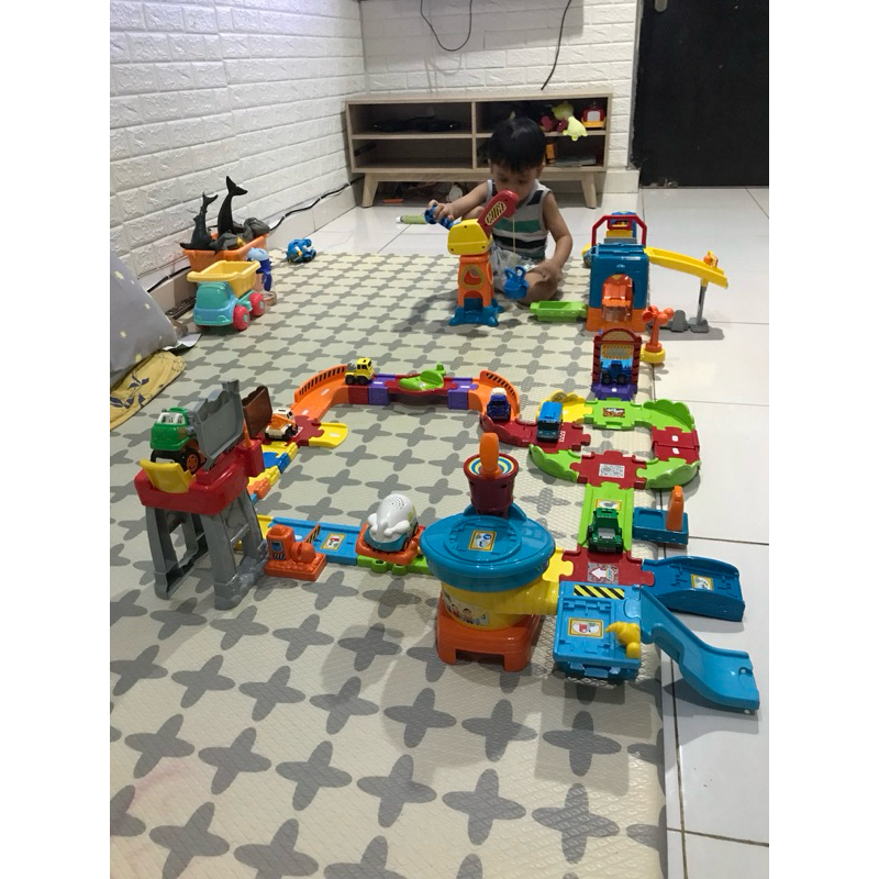 preloved vtech toot toot