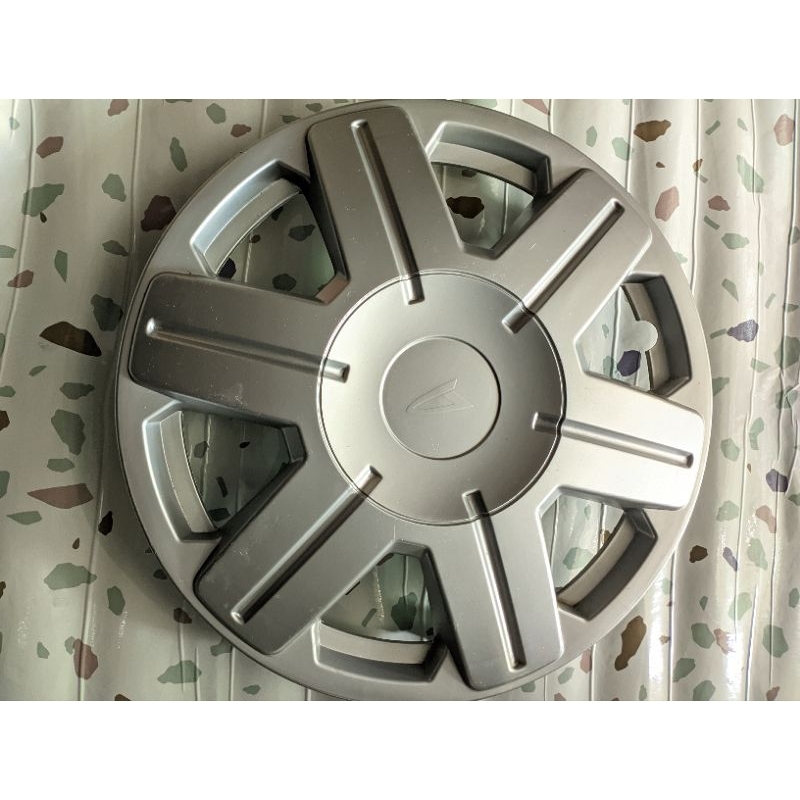 dop wheldop tutup cover velg Daihatsu Xenia r13 original second