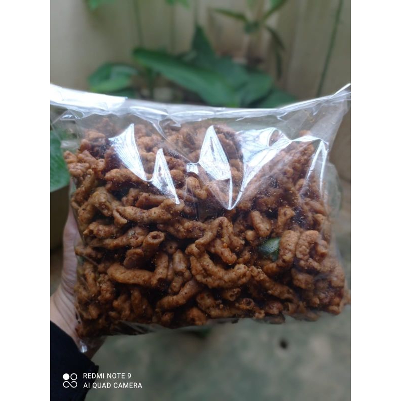 

500gram keripik usus ayam pedas daun jeruk