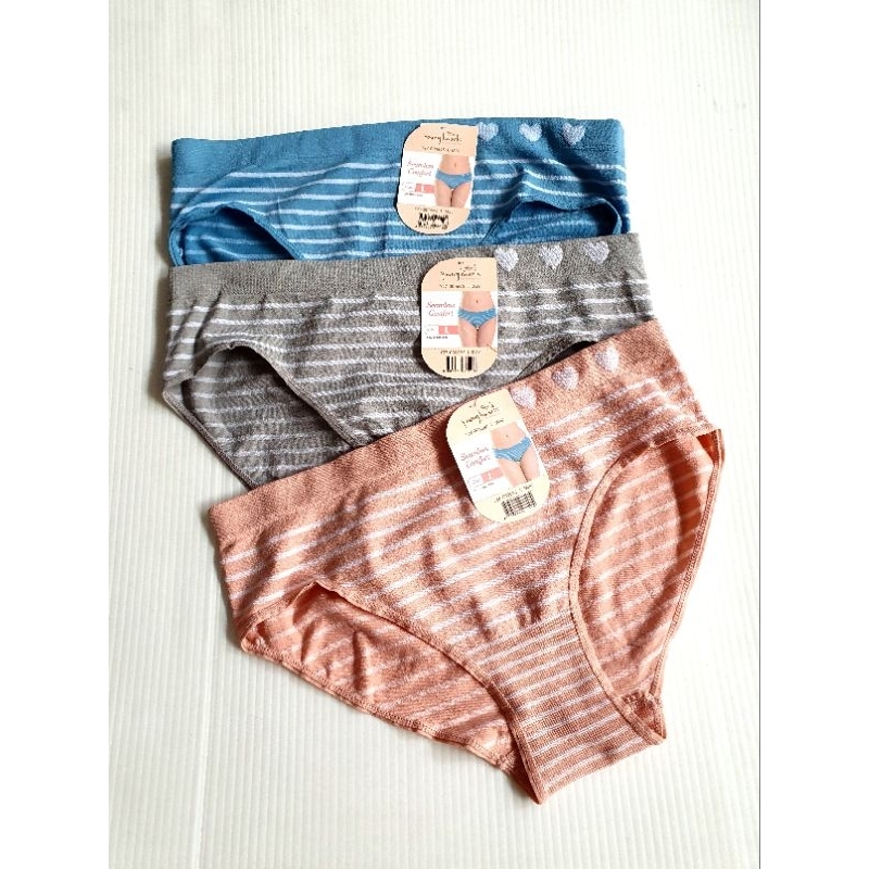 Young hearts- cd celana dalam motif salur-695