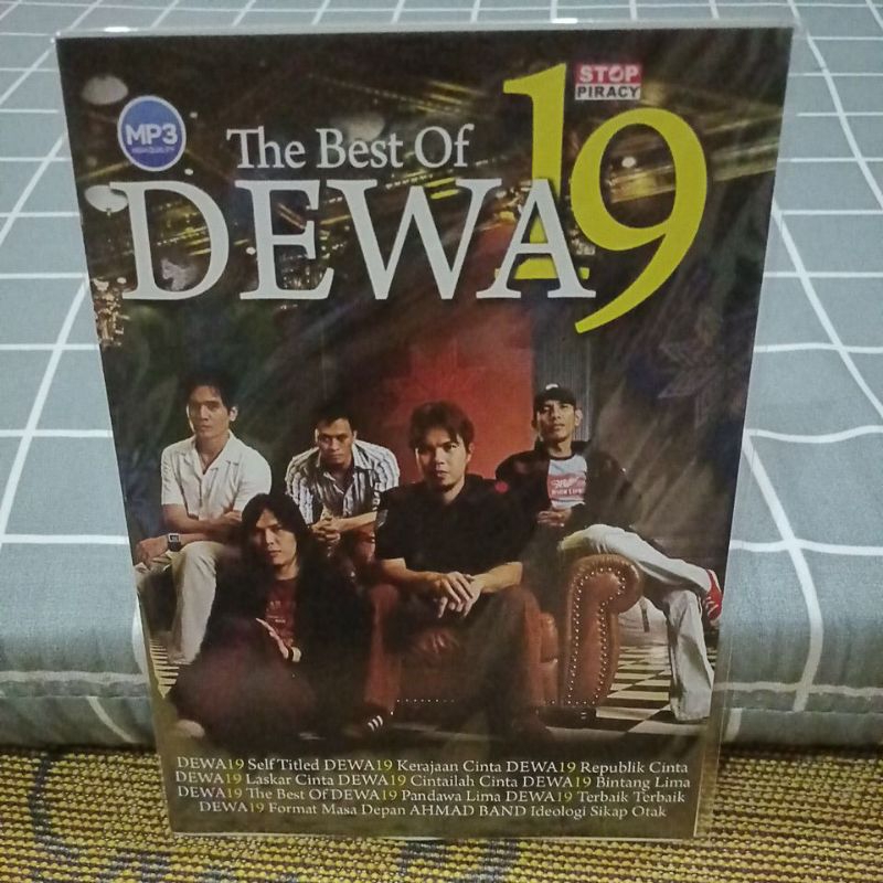 KASET MP3 DEWA 19
