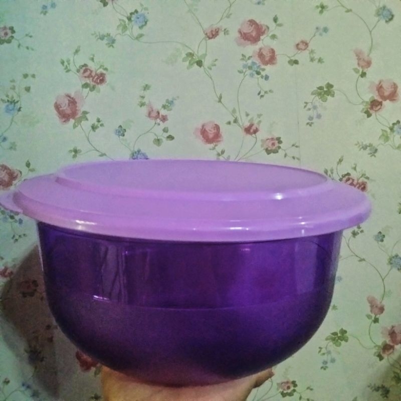 Tupperware Original Bowl Purple 2Liter