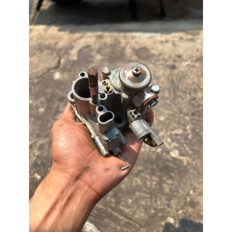 karburator copotan vespa excel