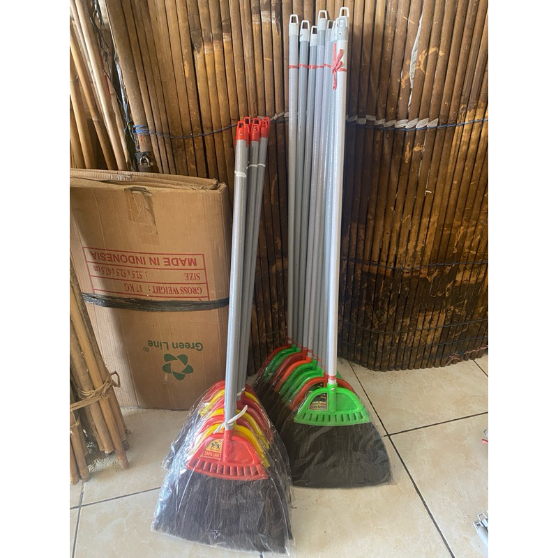 Sapu ijuk Model Lurus Kecil [ Dua Singa Asli / Tawon Kembar ]