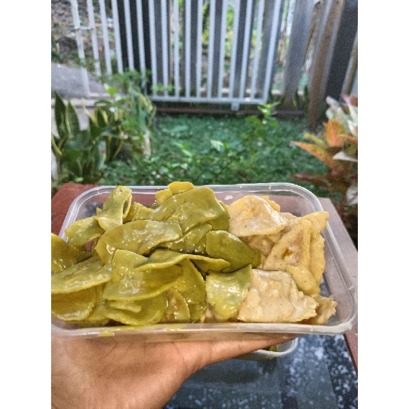 

KERIPIK PISANG Cemilan BIBU
