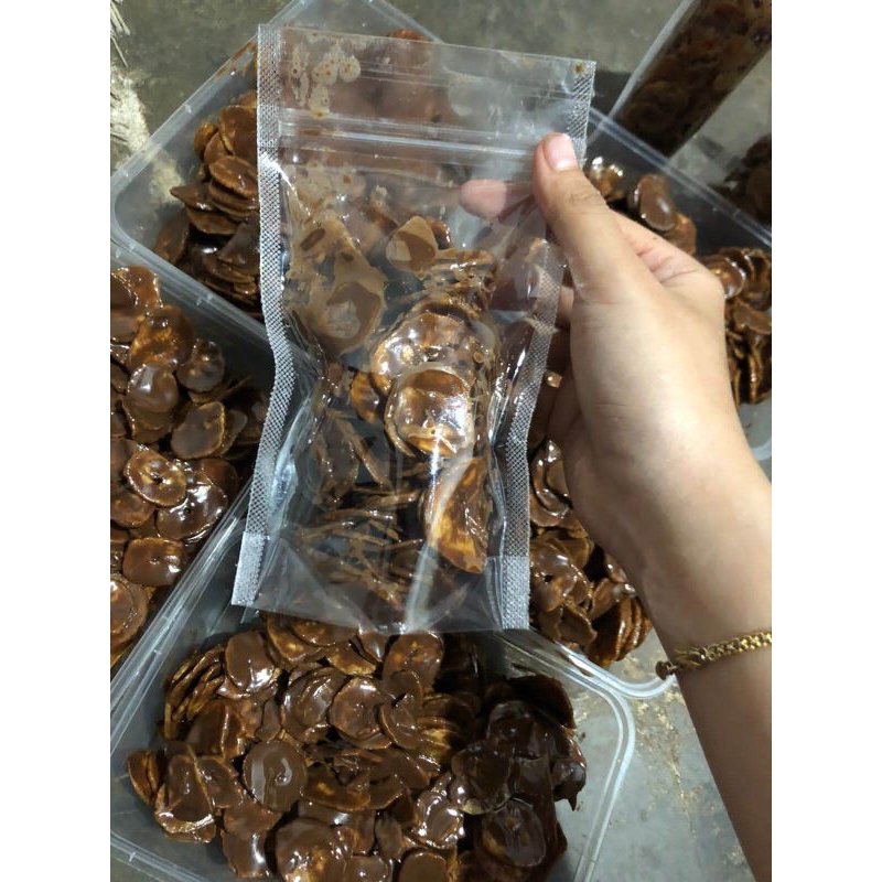 

paket usaha 30pcs cemilan2f keripik pisang lumer/keripik pisang coklat renya dijamin enak