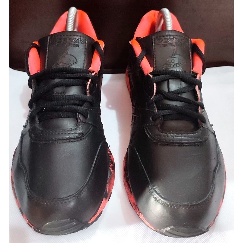 Reebok Classic Ventilator x gundam 42