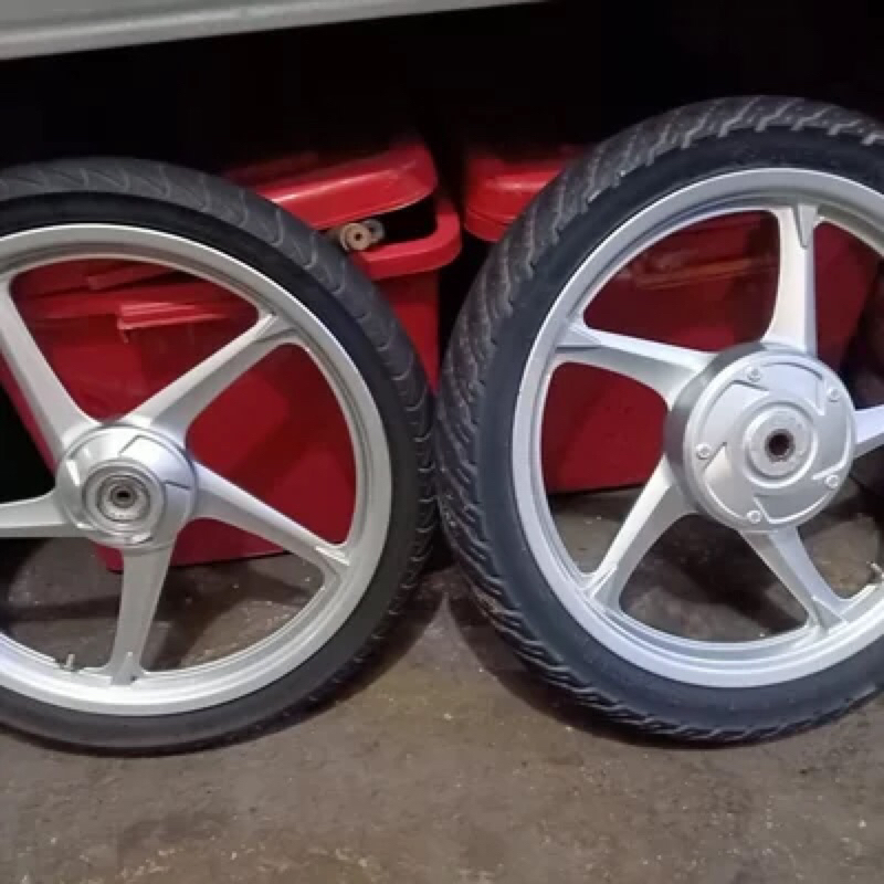 Velg Nouvo Enkei r16 pnp Aerox tinggal pasang