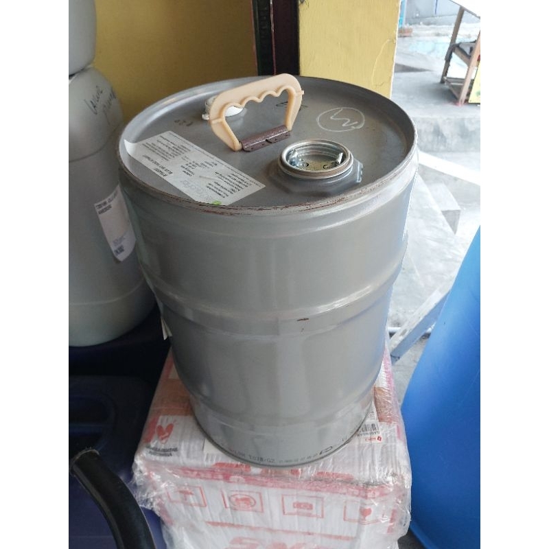 Tong besi 30 liter bekas parfum jerigen besi